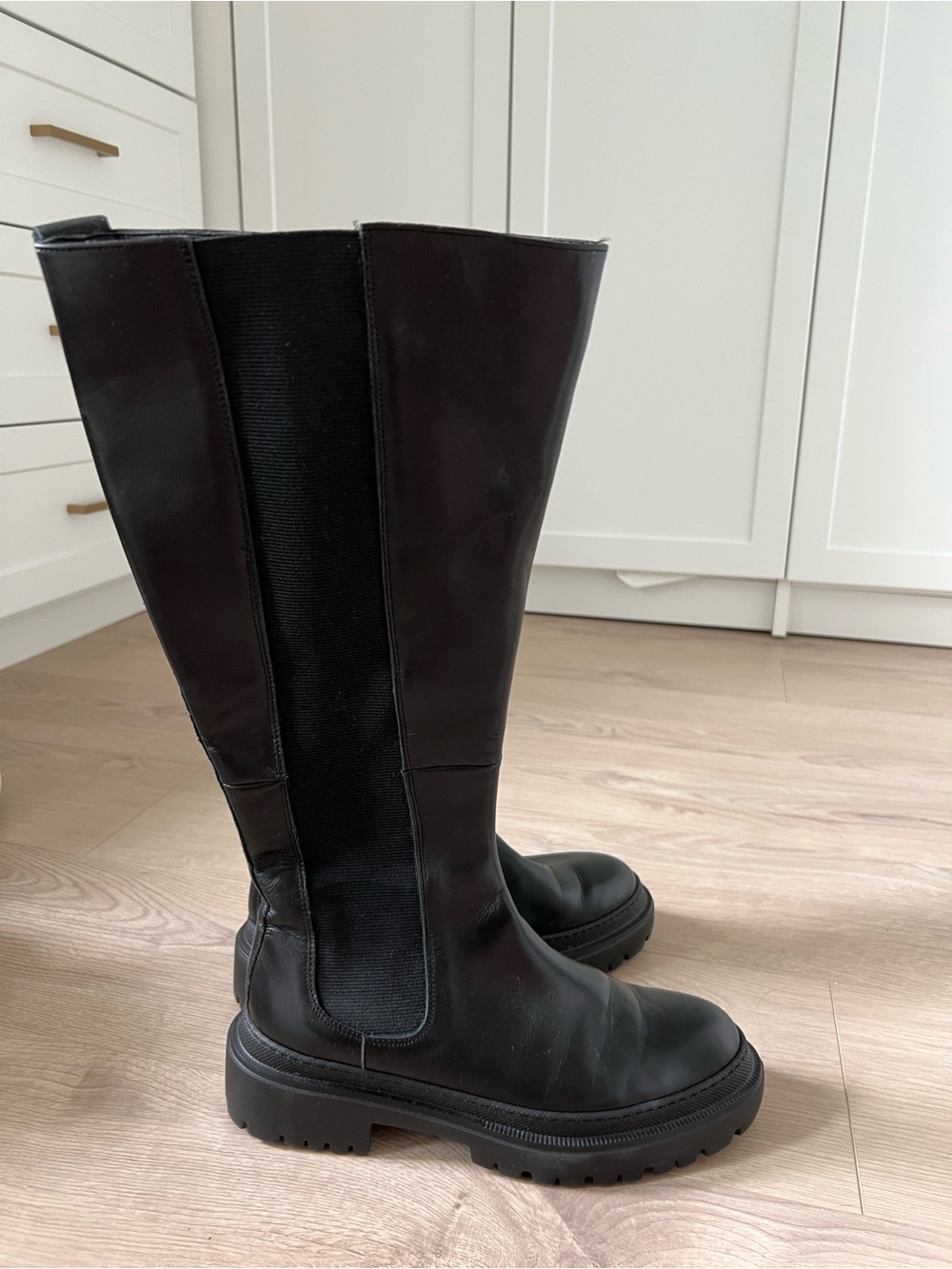 Maguire Monza Wide Calf Boots